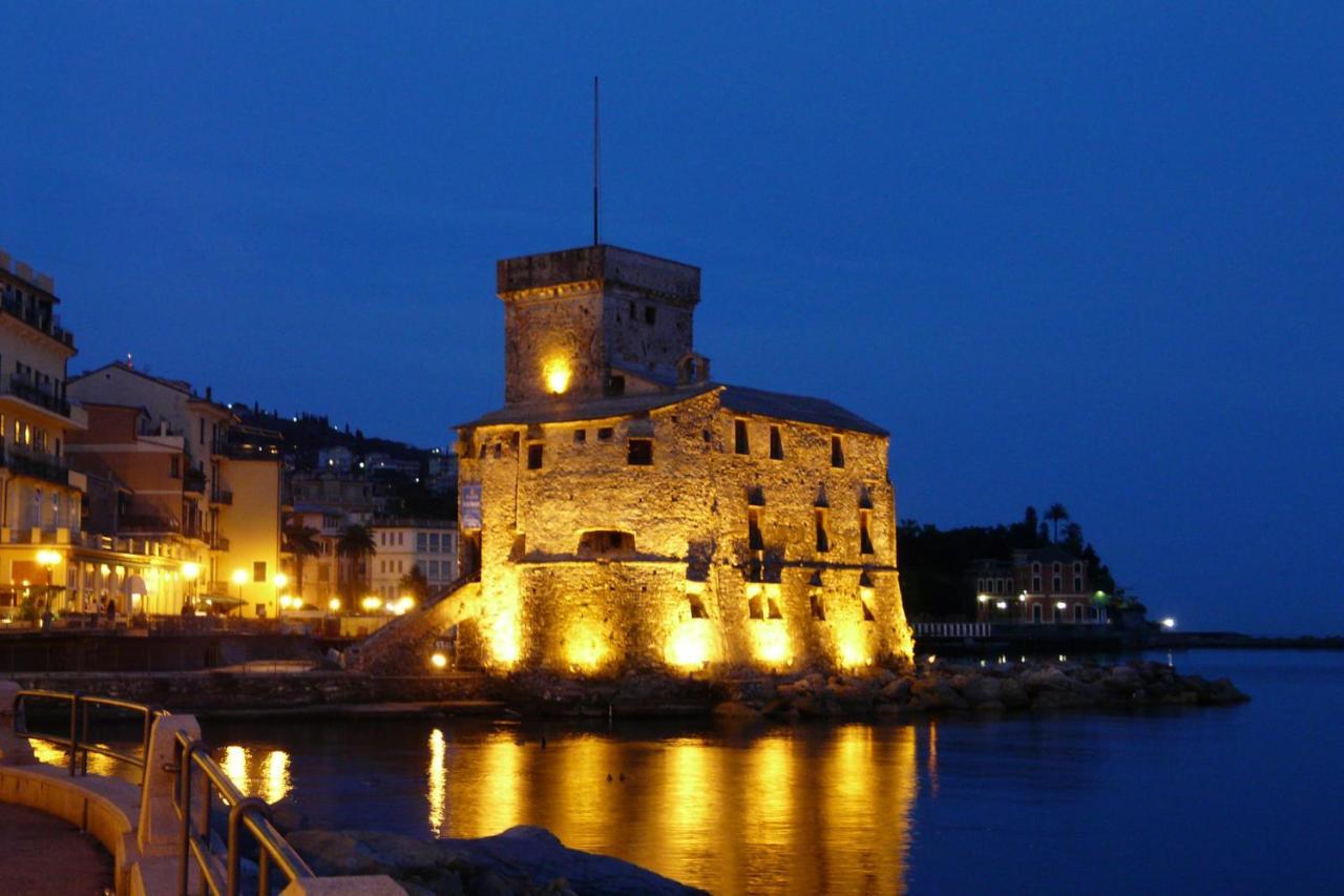 Attic Apartment Rapallo Exteriör bild