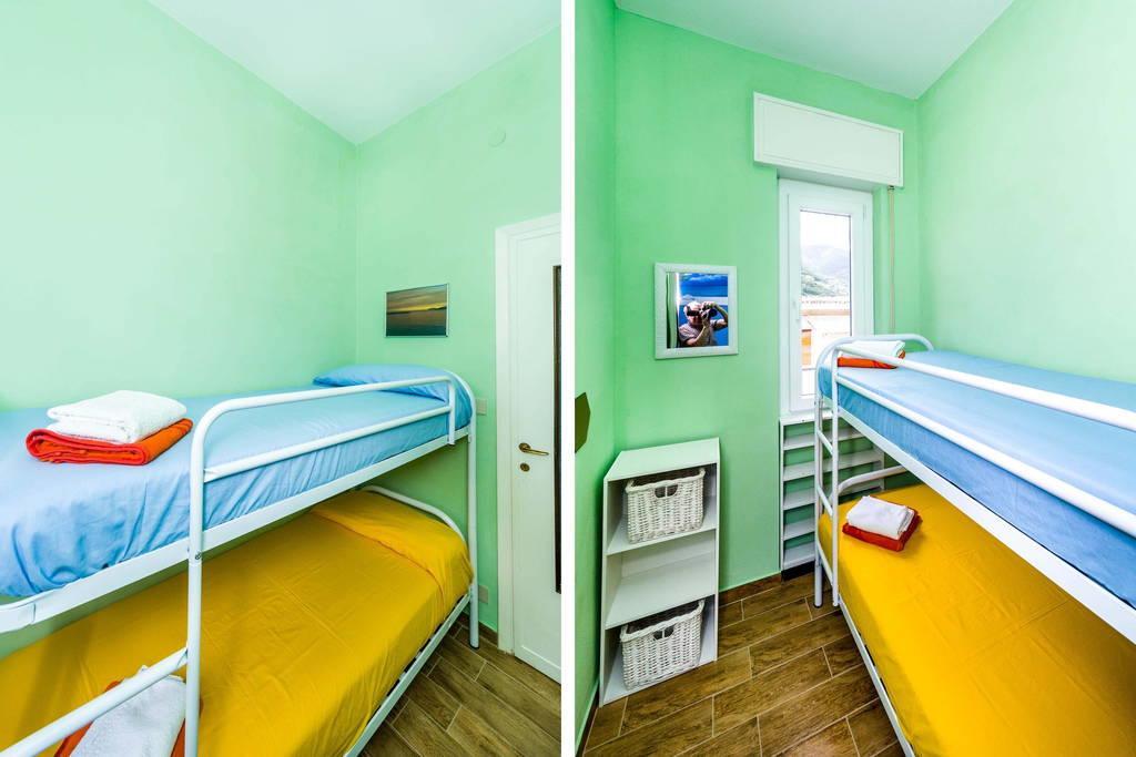 Attic Apartment Rapallo Rum bild